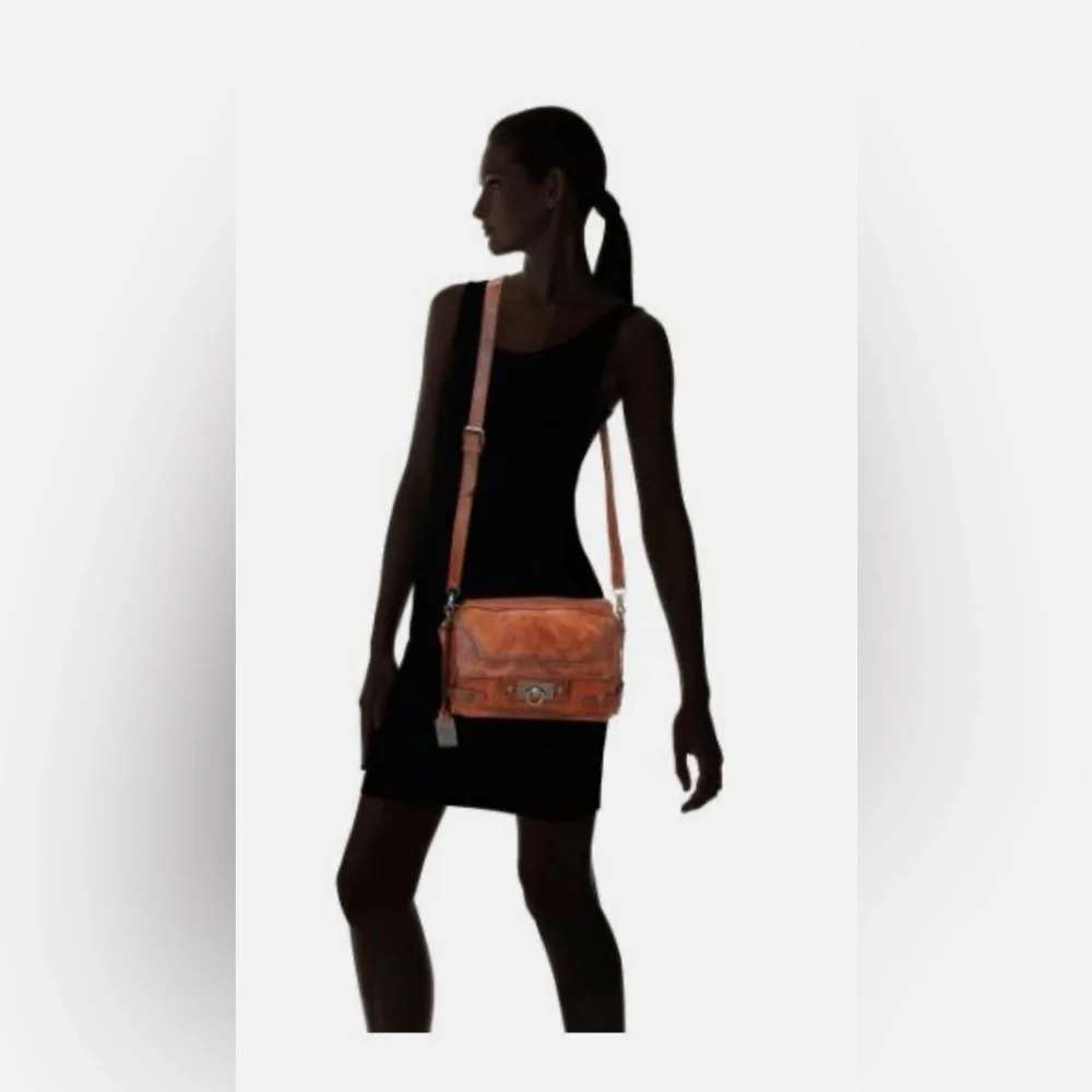 NWOT Frye Leather Cameron Crossbody Clutch Bag Burnt Red Hangtag MSRP $398 - Picture 16 of 16